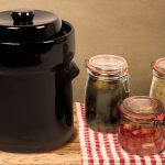 An Easy Guide for Buying a Fermentation Crock